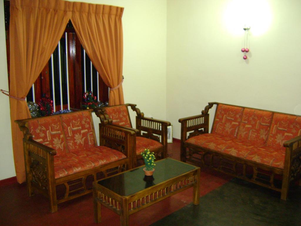 Family Guest House Mirissa Exteriér fotografie